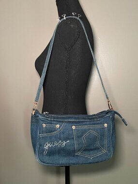 GUESS Vintage Y2K Guess 2-in-1 denim convertible baguette and tote bag